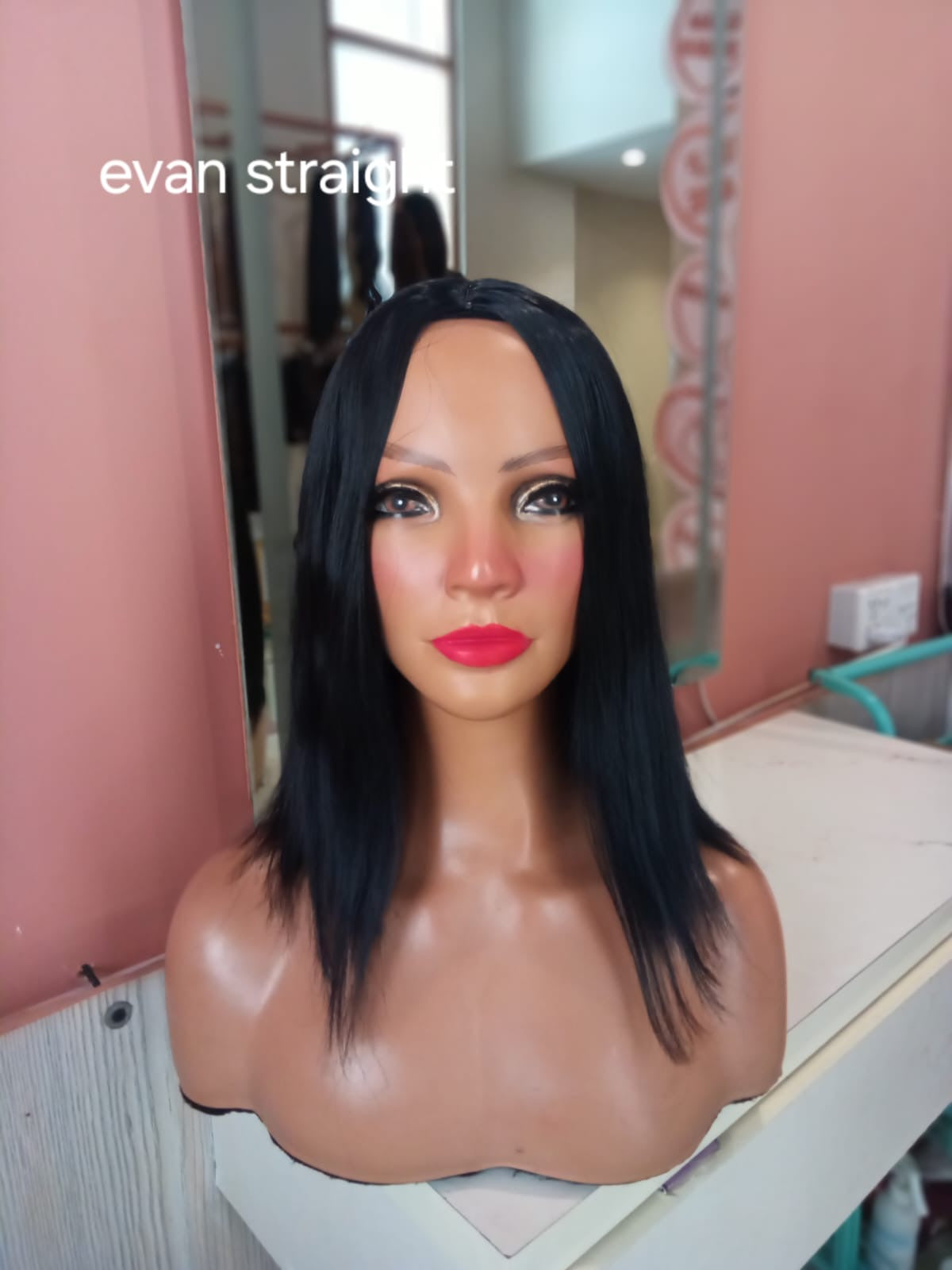 Evan 14" wig